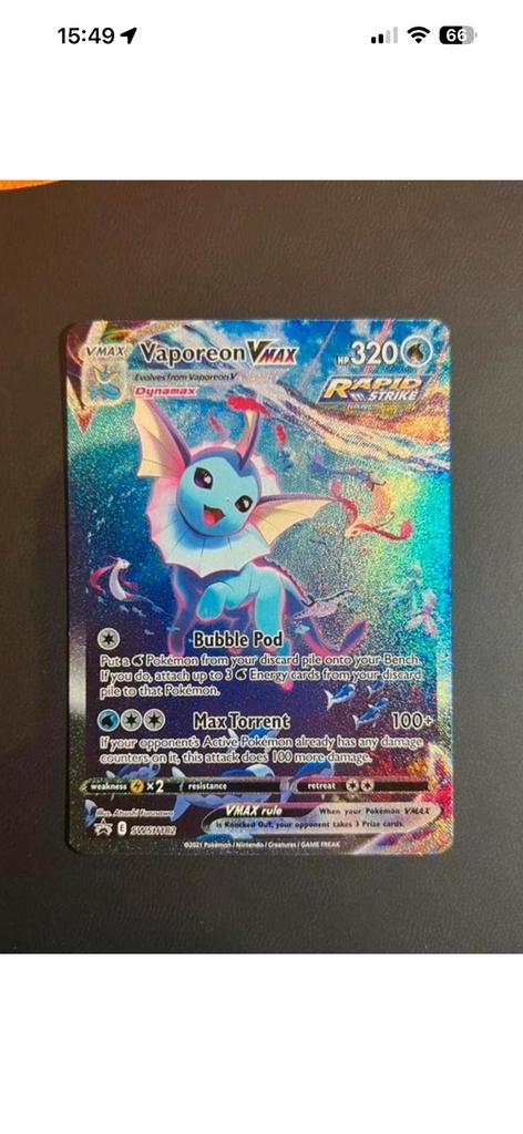 Vaporeon vmax, Ophalen of Verzenden, Zo goed als nieuw