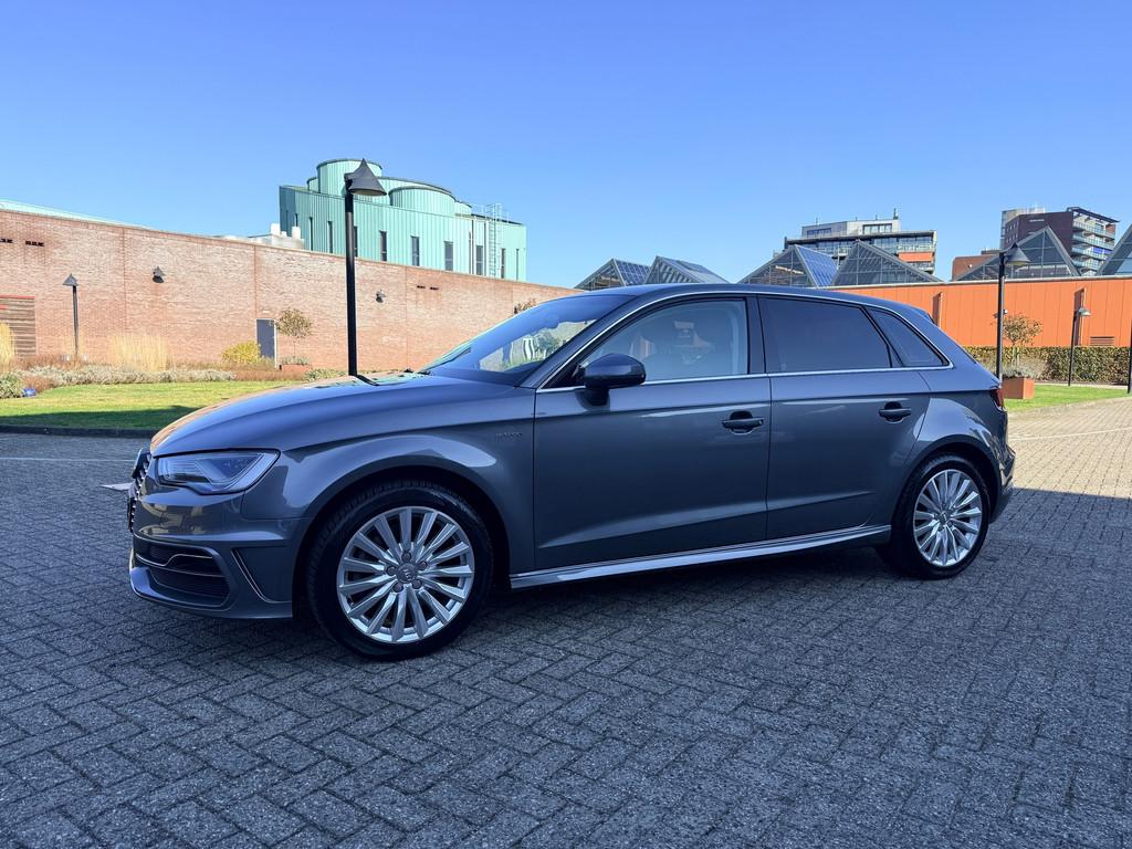 Audi A3 Sportback 1.4 e-tron PHEV Attraction Pro Line plus, Auto's, 8 kWh, Gebruikt, Euro 6, 4 cilinders