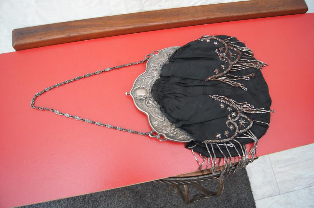 Beugeltasjes ( Zilver, Antiek en Kunst, Antiek | Goud en Zilver, Ophalen of Verzenden, Zilver