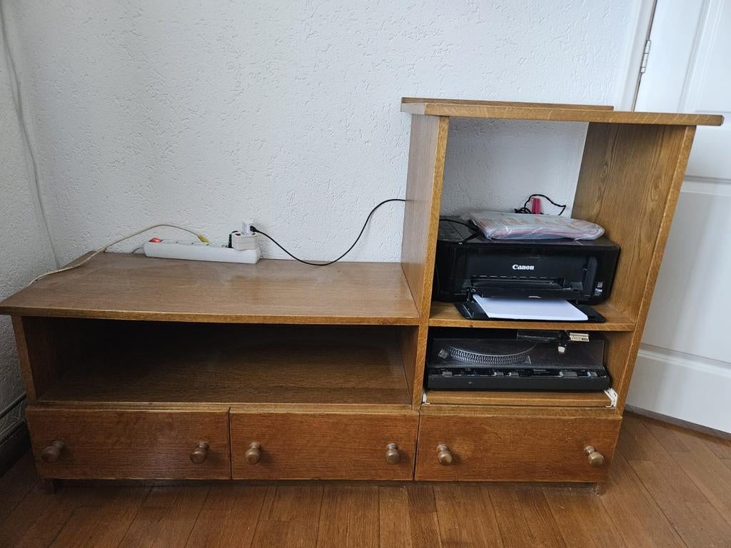 TEAB Radio meubel, Huis en Inrichting, Kasten | Televisiemeubels, Ophalen, 25 tot 50 cm, Minder dan 100 cm