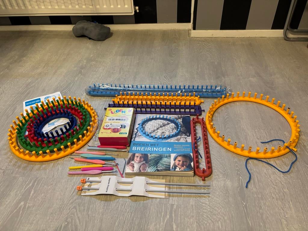 Loom ringen om te breien, Hobby en Vrije tijd, Breien en Haken, Ophalen of Verzenden, Breien, Patroon of Boek