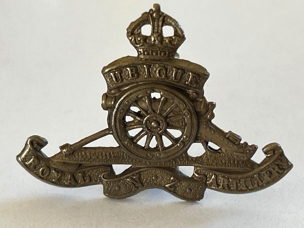 Royal Artillery petembleem  – oud model, Verzenden, Landmacht, Engeland, Embleem of Badge