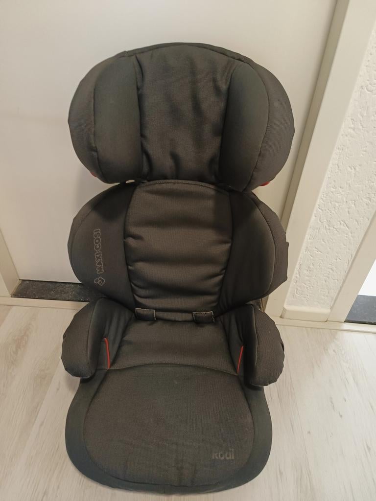 Maxi cosi Rodi autostoeltje, Ophalen, Autogordel, Zijbescherming, Zo goed als nieuw