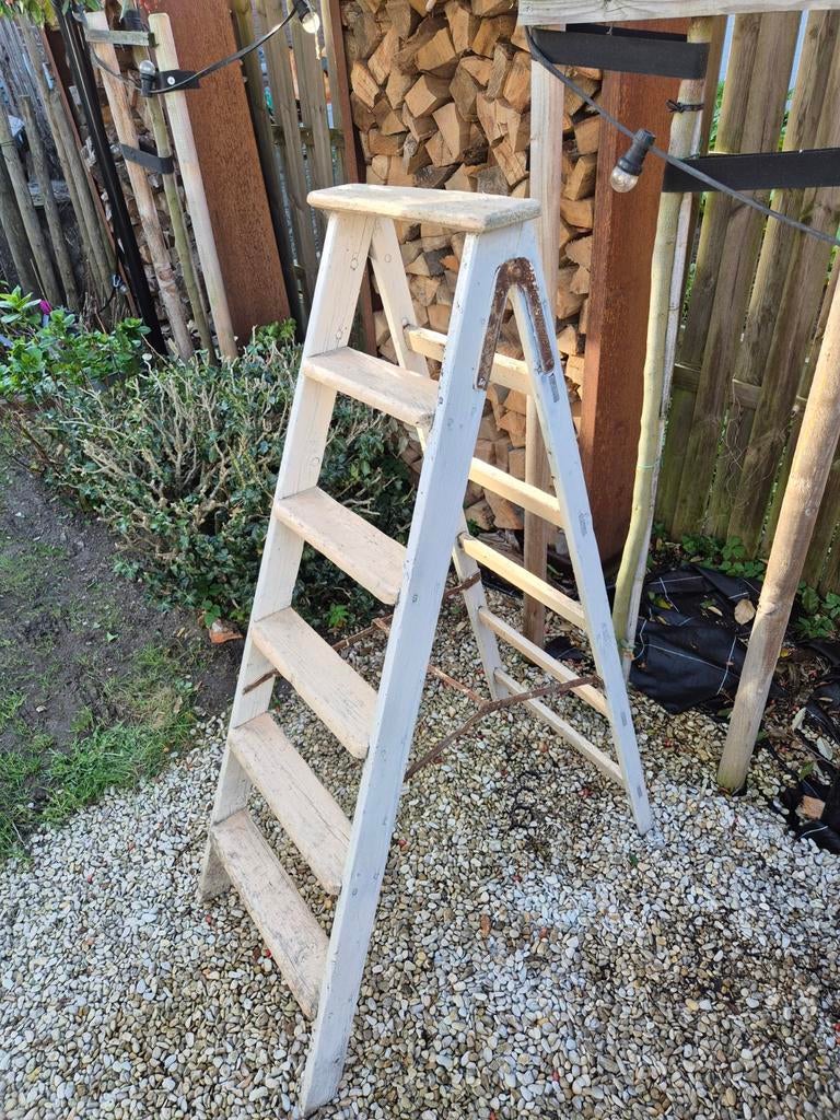 Authentiek houten trapje 135cm, Ophalen