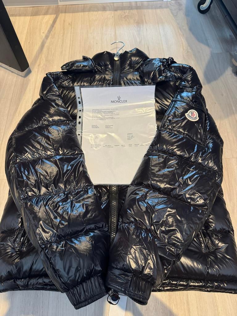 Moncler Maya donsjack - Zwart, Kleding | Heren, Ophalen of Verzenden, Zo goed als nieuw, Maat 52/54 (L), Zwart