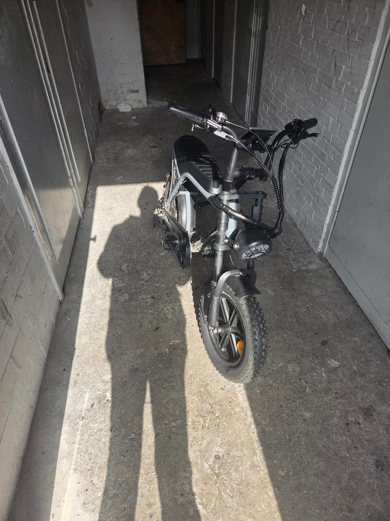 Ouxi C80 Mini E-bike - Compact en Krachtig, Zo goed als nieuw, Minder dan 47 cm, 30 tot 50 km per accu, Ophalen