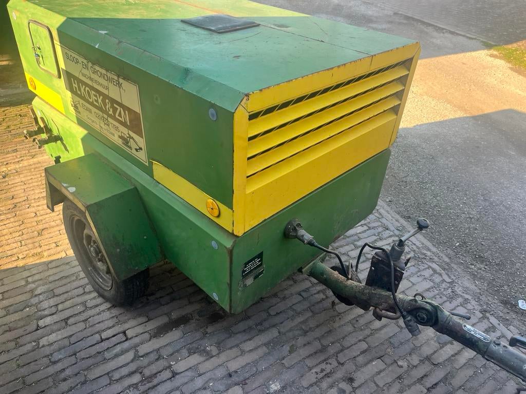 Mobiele Deutz diesel compressor, Ophalen, Gebruikt, 6 tot 10 bar, 400 tot 800 liter/min