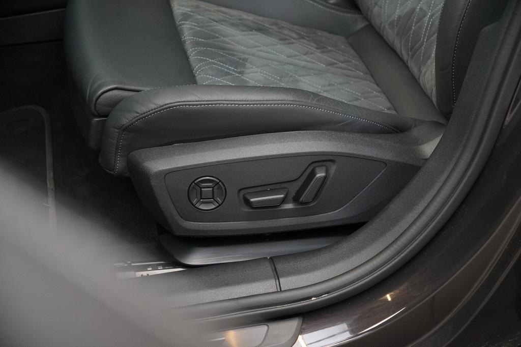 Audi A6 Avant 2.0/367pk e-hybrid Quattro S-Line Competition, Automaat, Zwart, 4 cilinders, Leder en Stof