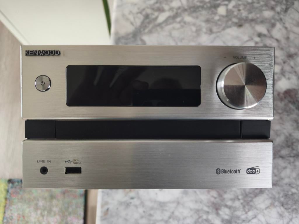 Splinternieuwe Kenwood M-720 micro stereo set, Audio, Tv en Foto, Stereo-sets, Overige merken, Ophalen of Verzenden, Zo goed als nieuw