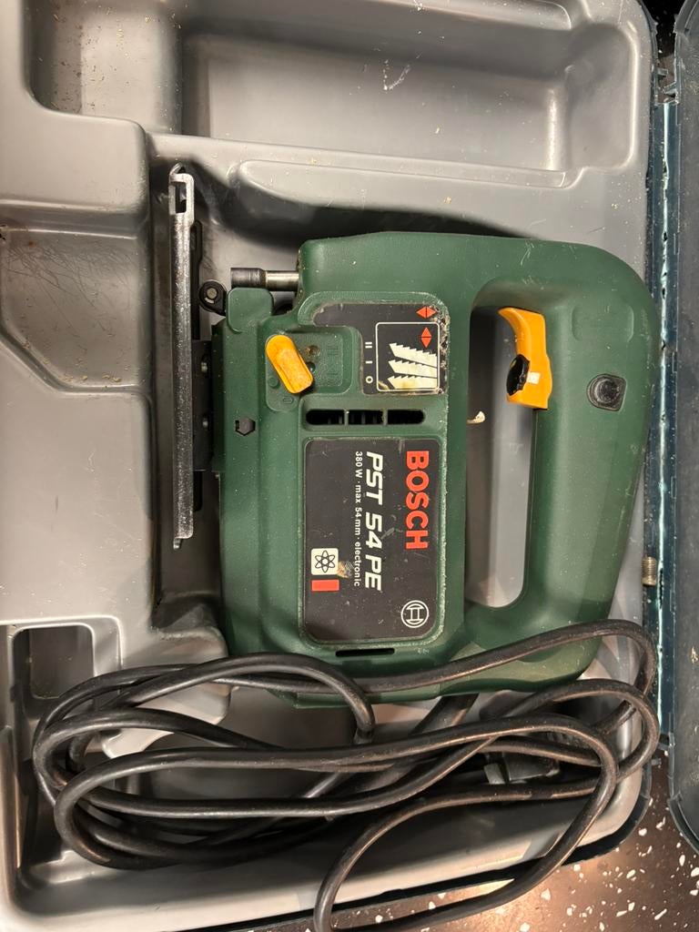 Decopeer zag bosch en black en decker, Ophalen, Zo goed als nieuw