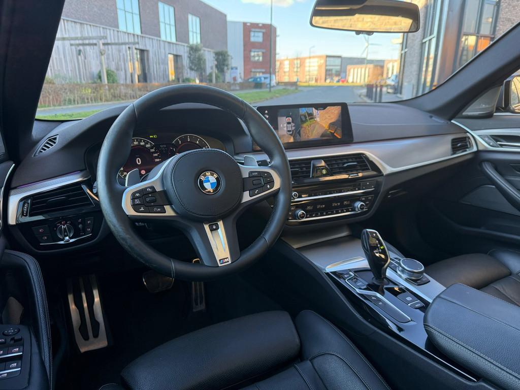 BMW 5-serie 540i High Executive M-Sport|Pano|Stoelverw. + Ve, Auto's, Automaat, 2000 kg, Adaptive Cruise Control, 340 pk