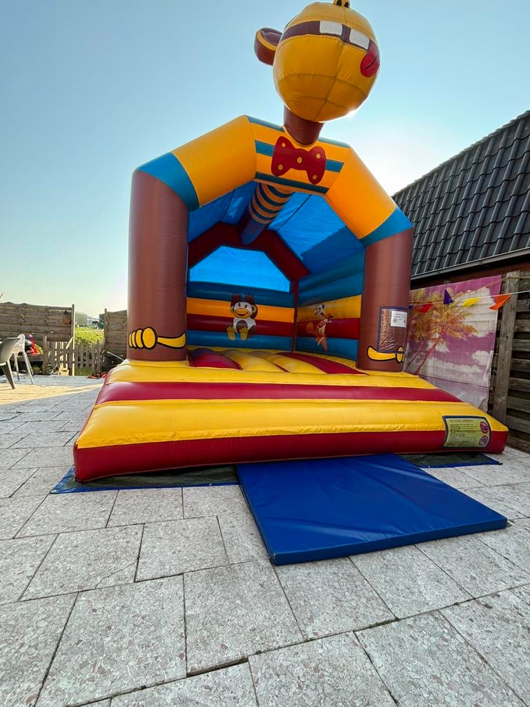 Springkussen aap te huur, Ophalen, Zo goed als nieuw, Overige