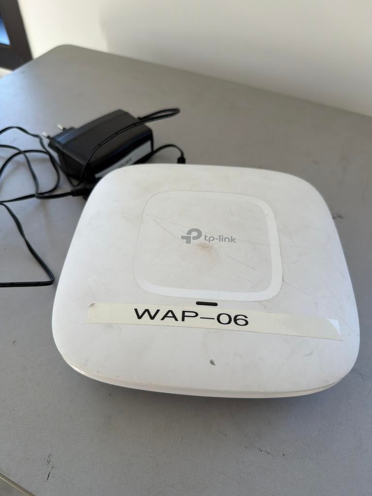 TP-Link EAP245 Access Point - Gebruikt, Computers en Software, Accesspoints, Ophalen of Verzenden, Gebruikt