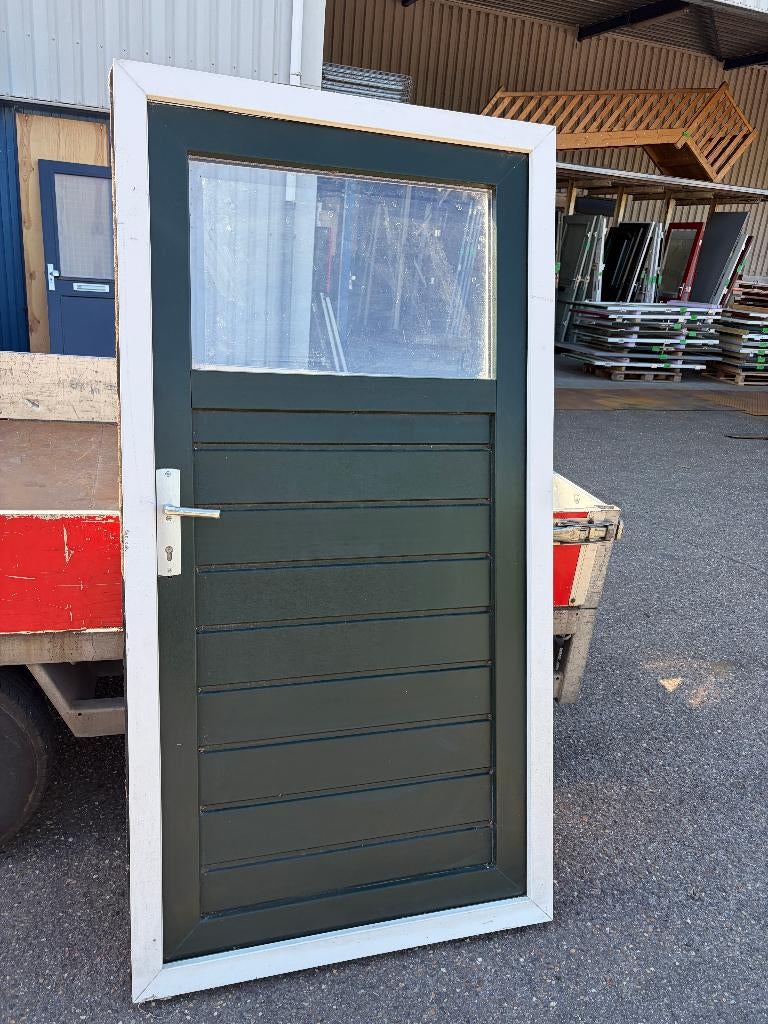 Kunststof buiten deur ( 482 )