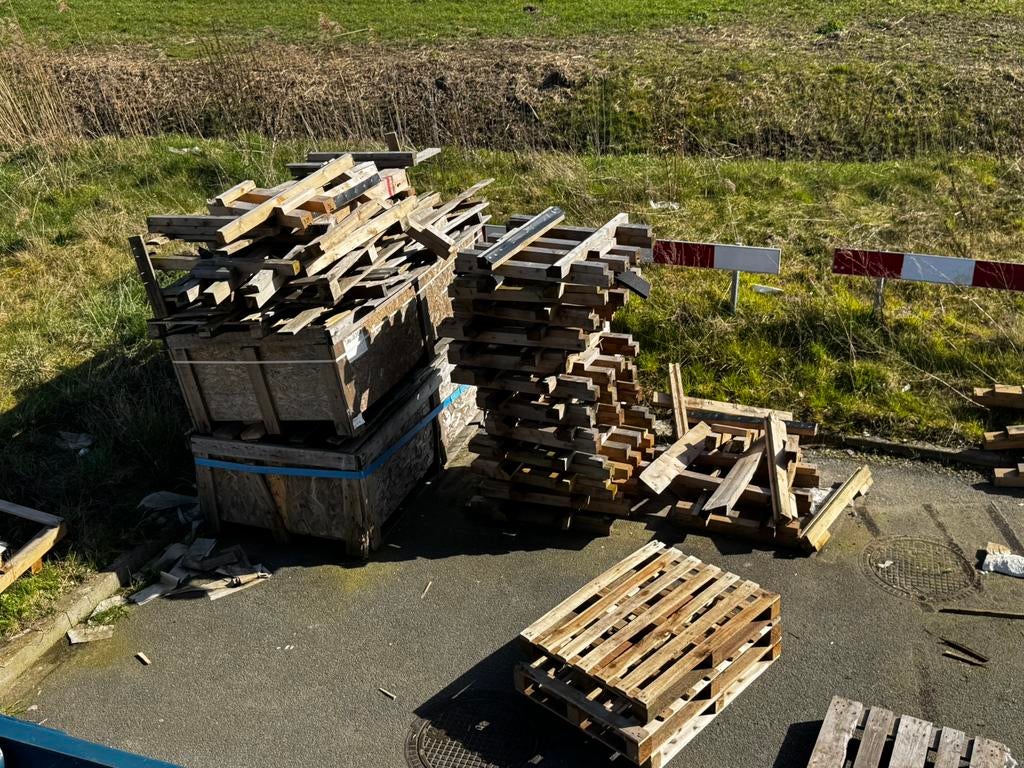 Hout gratis afhalen., Ophalen