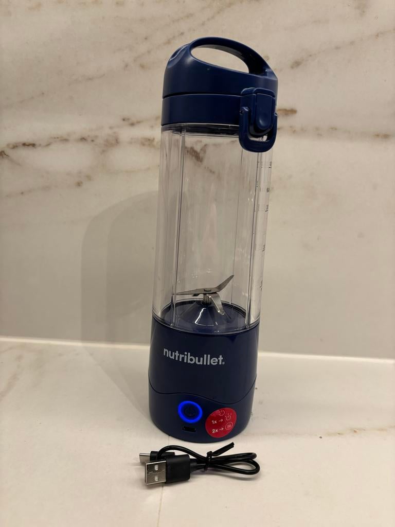 Nutribullet blender zo goed als nieuw, inclusief kabel, Witgoed en Apparatuur, Blenders, Ophalen of Verzenden, Zo goed als nieuw