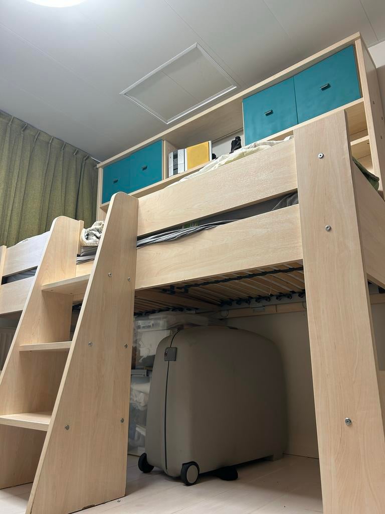 Gratis Jongenskamer: halfhoogslaper, bureau, kledingkast, Ophalen, 85 tot 100 cm, Gebruikt, Hoogslaper of Stapelbed