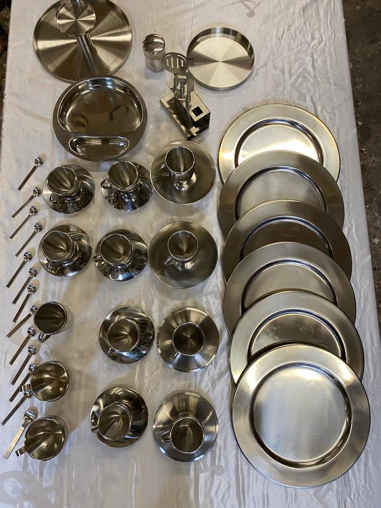 Servies geborsteld roestvrijstaal, Overige materialen, Ophalen of Verzenden, Zo goed als nieuw, Overige stijlen