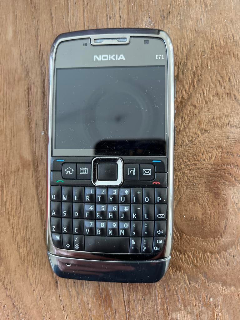 Nokia E71 - Klassieke zakelijke smartphone met QWERTY, Telecommunicatie, Mobiele telefoons | Nokia, Gebruikt, Fysiek toetsenbord