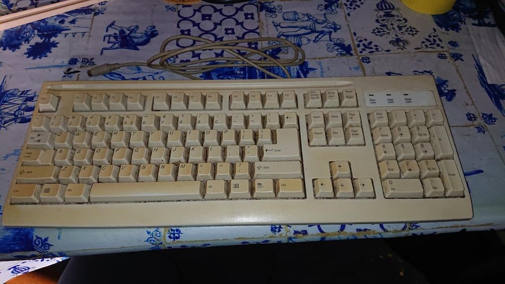 Mitsumi vintage ps2 keyboard, Ophalen of Verzenden, Mitsumi