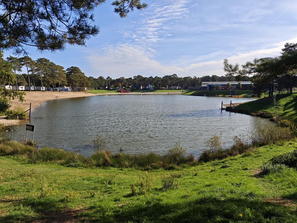 Leuke camping huisje, Huis en Inrichting, Banken | Bankstellen, Ophalen of Verzenden, 75 tot 100 cm, Minder dan 150 cm