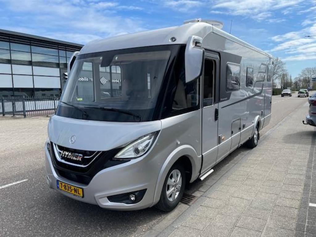 Hymer B 780 ML Level systeem + SuperB, Ringverwarming, Luifel, Koelkast, 7 tot 8 meter