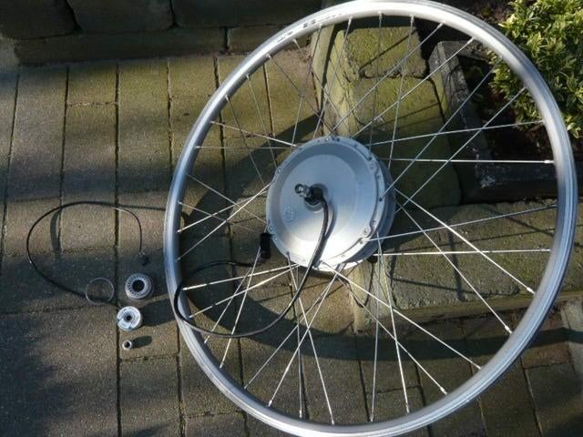 Tk mooi recht 28 "voorwiel met ion motor + krachttrapsensor, Fietsen en Brommers, Fietsonderdelen, Ophalen, Gebruikt, Elektrische fiets