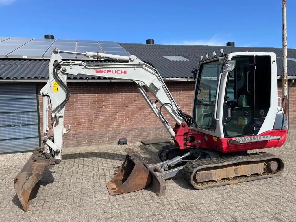 Takeuchi TB 235 Graafmachine (bj 2008), Graafmachine