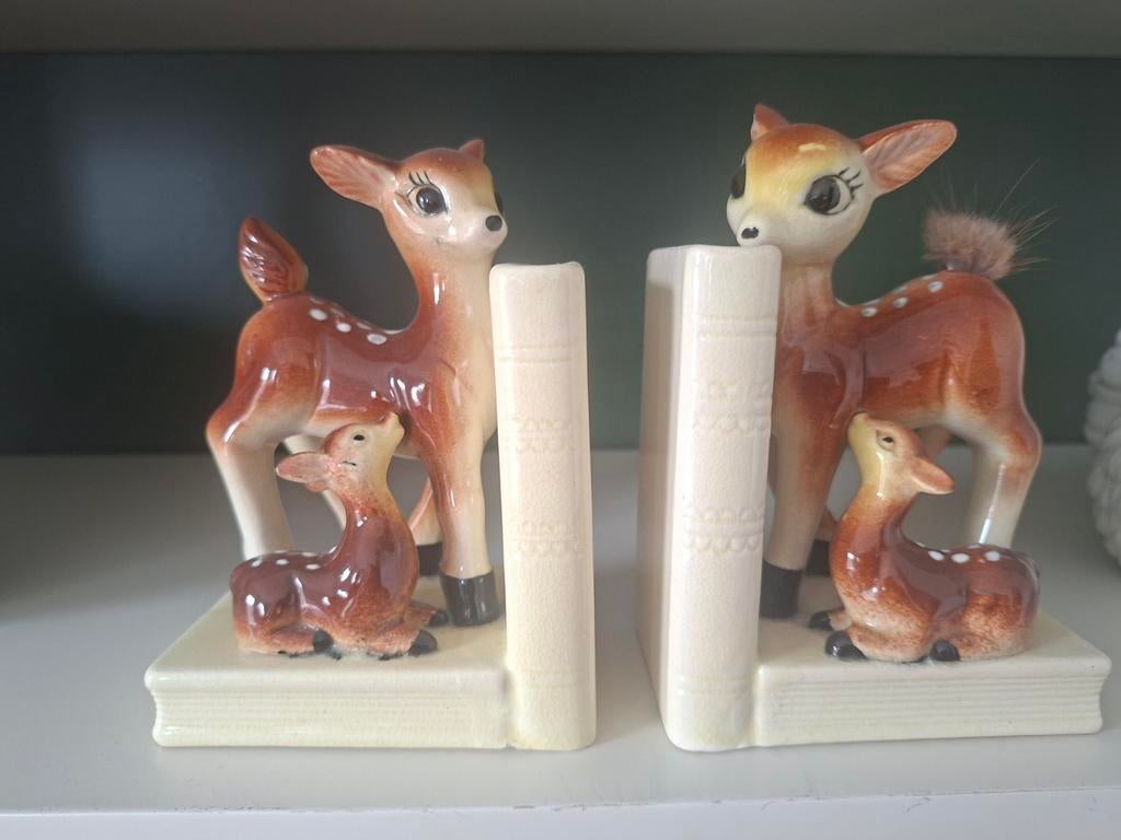 Boekensteunen hert porselein, Antiek en Kunst, Antiek | Porselein, Ophalen of Verzenden