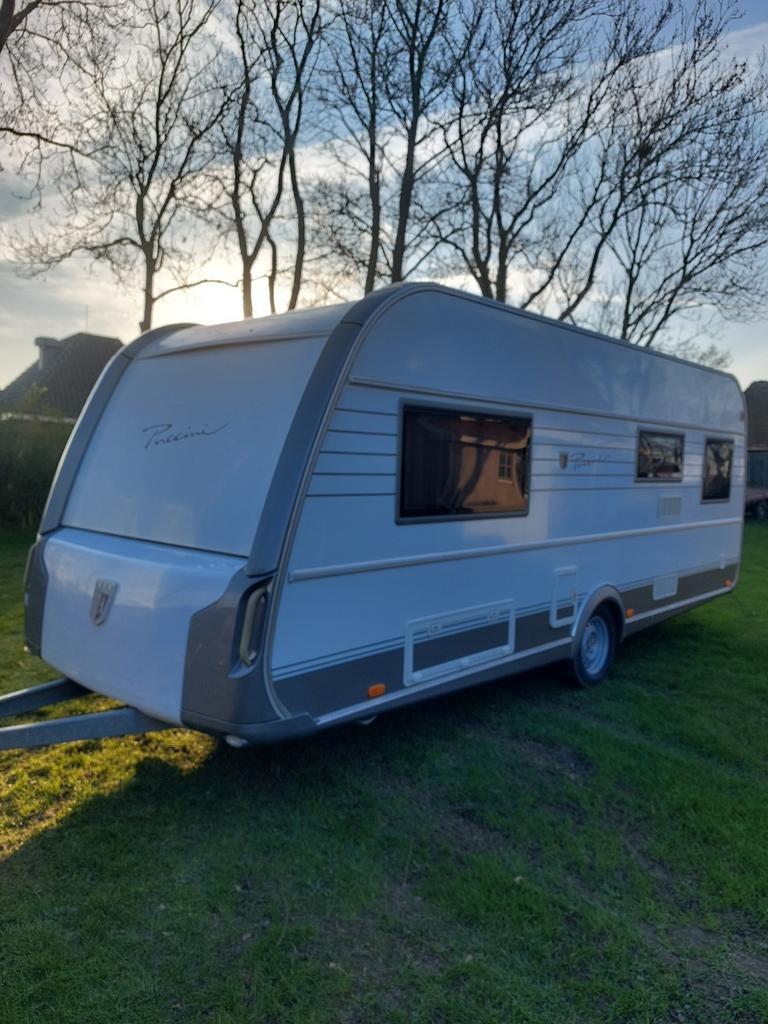tabbert puccini 550E mover/automatisch levelsysteem, Caravans en Kamperen, 2 aparte bedden, Rondzit, Tabbert, Particulier