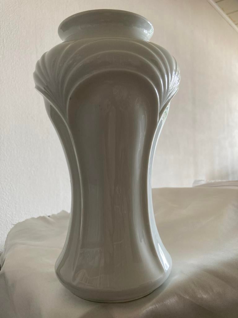 Vaas wit porselein KPM Bavaria 1562/23, Ophalen of Verzenden