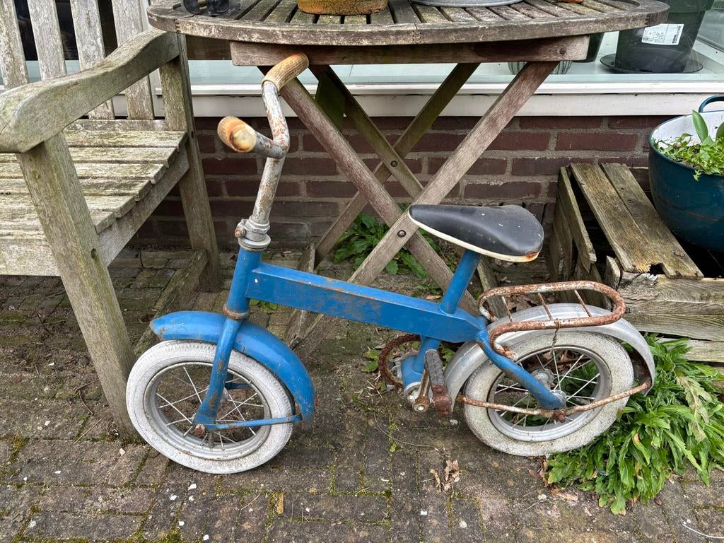 Oud blauw kinderfietsje - opknapper, Ophalen of Verzenden, Gebruikt, Minder dan 16 inch