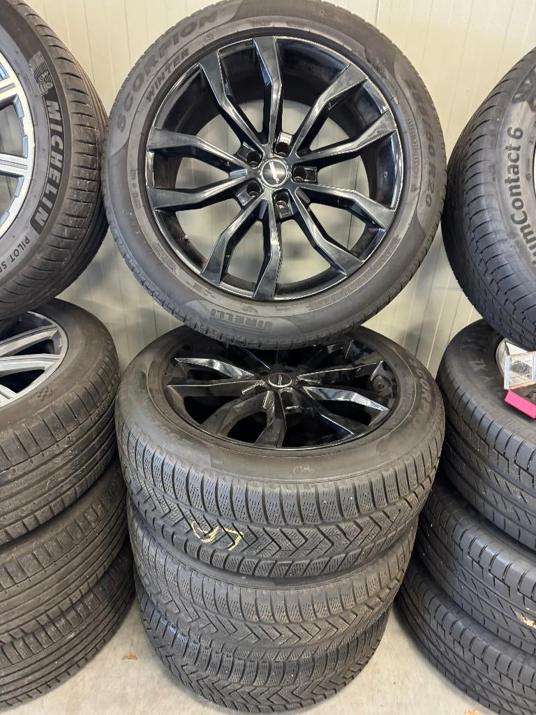 Audi Q7 4M winterset 20 INCH, Ophalen, 255 mm, Banden en Velgen, Winterbanden