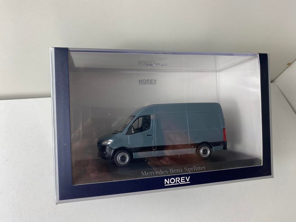 1:43 MERCEDES BENZ SPRINTER TDi-nieuw in OVP, Ophalen of Verzenden, Nieuw, Bus of Vrachtwagen, Norev