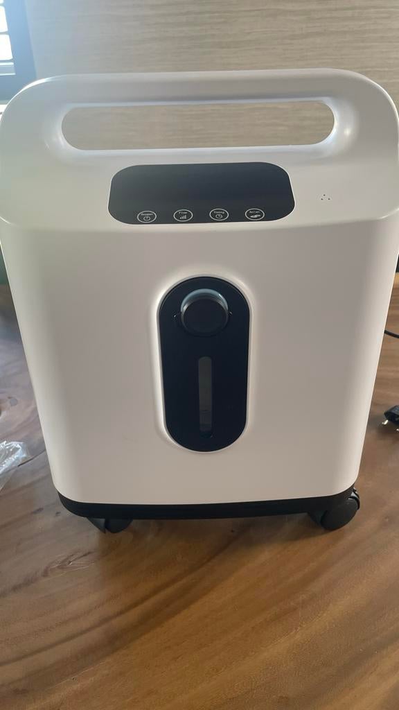 Zuurstof concentrator, Ophalen, Zo goed als nieuw