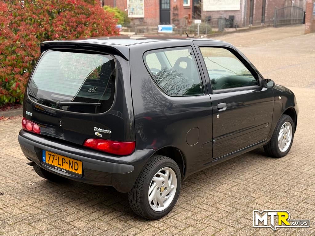 Fiat Seicento 1.1 Team 1e EIG|NAP|NWE APK, Voorwielaandrijving, Stof, Zwart, Zwart