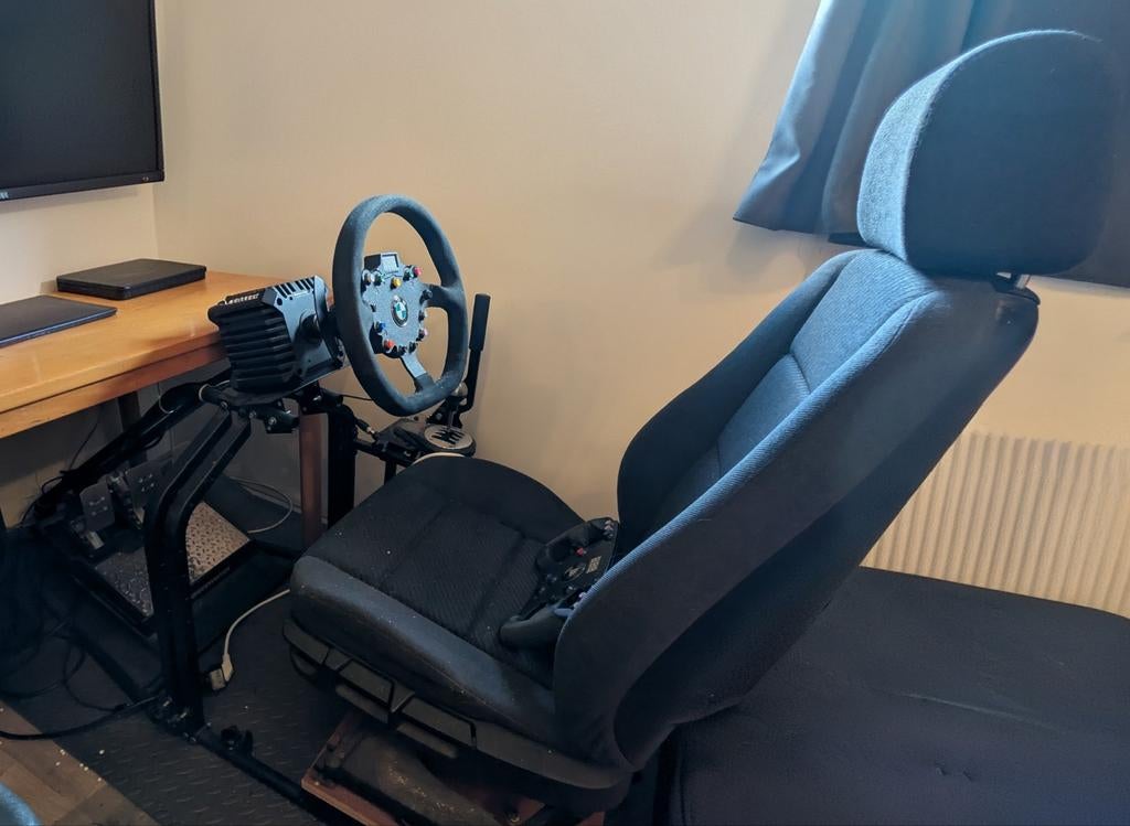 Fanatec 'BMW Style' Sim Rig - Complete Set, Ophalen, Gebruikt, 1 speler, Racen en Vliegen