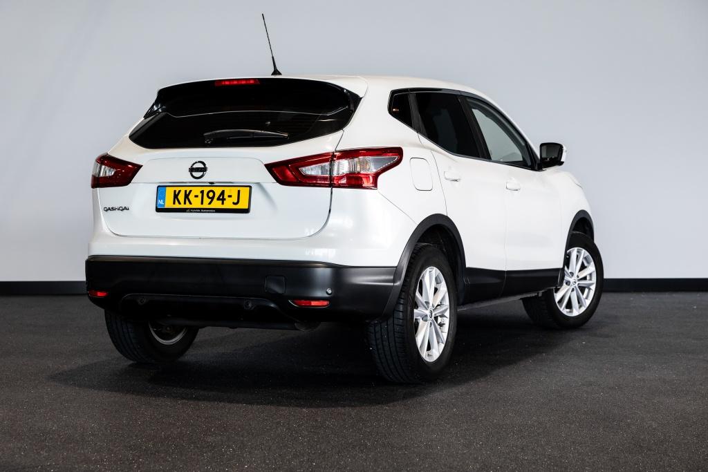 Nissan QASHQAI 1.2 Acenta | Camera | Navi | CC (bj 2016), Keurmerk '100% Onderhouden', 12 maanden, Stof, Gebruikt