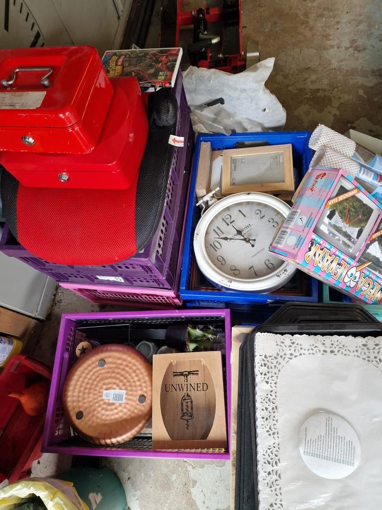 Koningsdag spulletjes, Ophalen