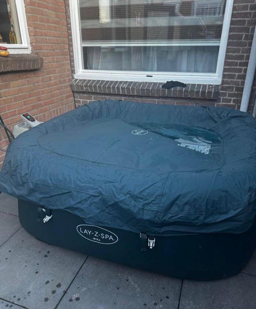 Jacuzzi opblaasbare 1x gebruikt, Ophalen of Verzenden, Zo goed als nieuw