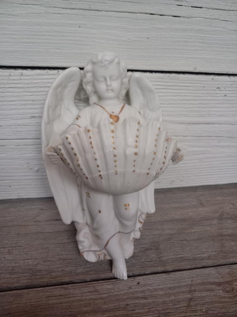 Antiek biscuit porseleinen wijwaterbakje, engel met schelp, Antiek en Kunst, Ophalen of Verzenden