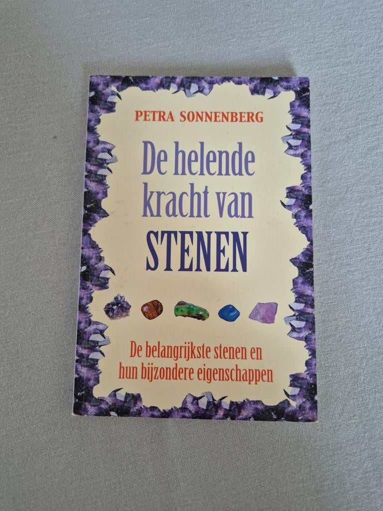 De helende kracht van stenen - Petra Sonnenberg, Boeken, Esoterie en Spiritualiteit, Gelezen, Achtergrond en Informatie, Ophalen of Verzenden