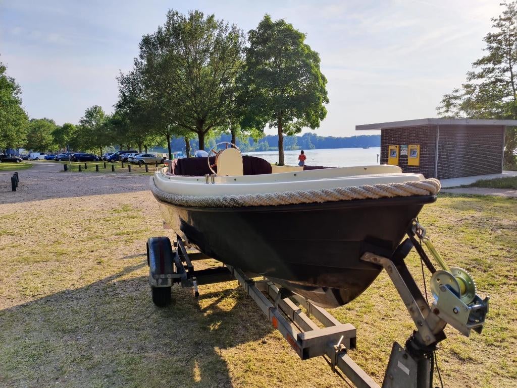 Mythos 470 met 9.9pk Suzuki buitenboord motor incl trailer, Watersport en Boten, Sloepen, Ophalen, Gebruikt, Tot 10 pk, 3 tot 6 meter