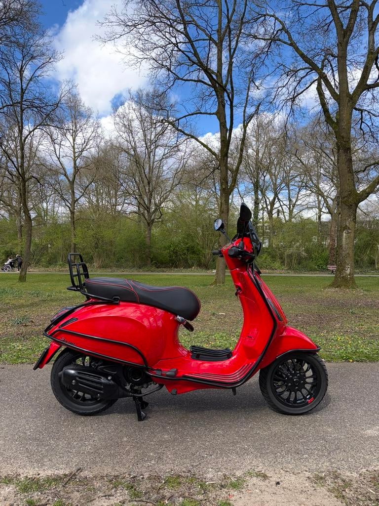 Vespa sprint 2018 4920km rood piaggo 40kmp, Maximaal 45 km/u, Nieuw, Vespa S, Ophalen of Verzenden