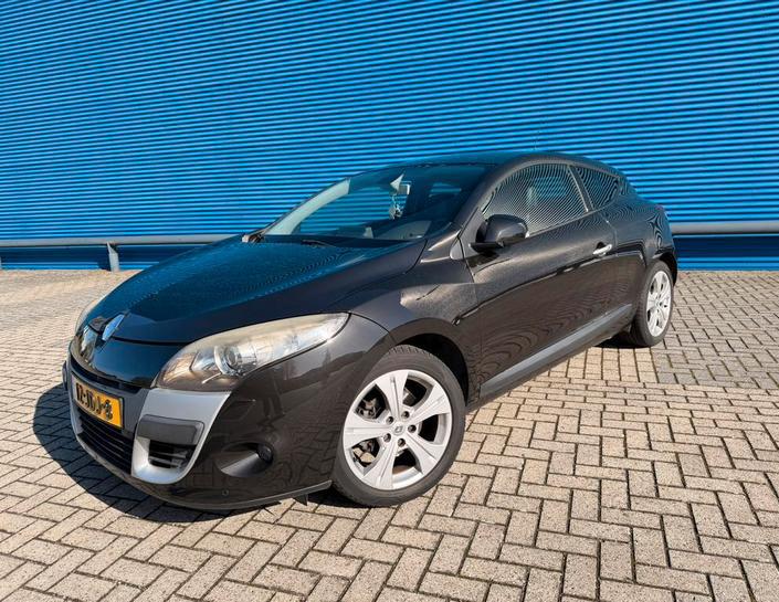 Renault Mégane 1.6 16V 81KW Coupe 2009 Zwart, Auto's, Voorwielaandrijving, Zwart, 4 cilinders, Zwart