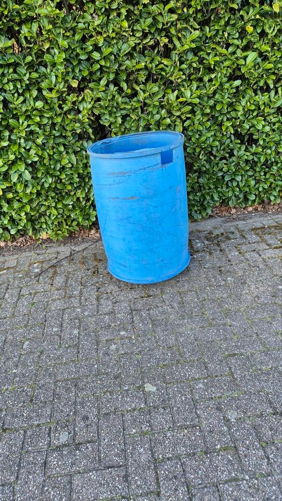 Regenton 200 liter (gratis op te halen), Tuin en Terras, Regentonnen, 150 liter of meer, Ophalen, Gebruikt, Kunststof