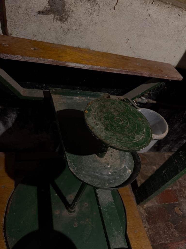 Manuele Klei Draaitafel met Kruk en Wateremmer, Hobby en Vrije tijd, Pottenbakken, Ophalen, Gebruikt