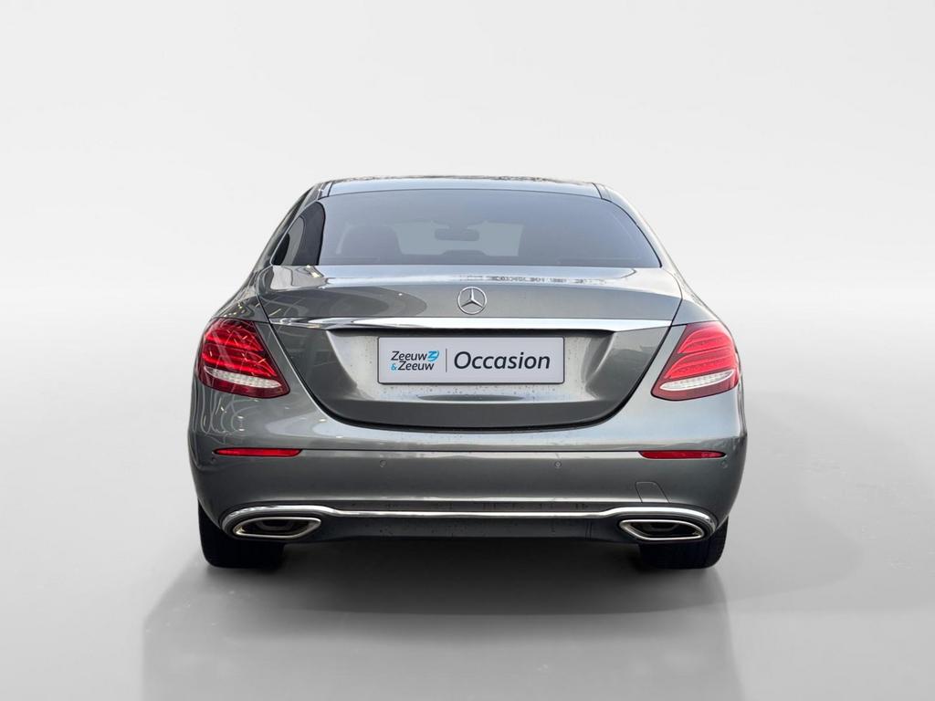 Mercedes-Benz E-Klasse 2.0 E200 Sedan AUT 2016 Grijs, Auto's, Mercedes-Benz, Achterwielaandrijving, 4 cilinders, 1505 kg, Leder en Stof