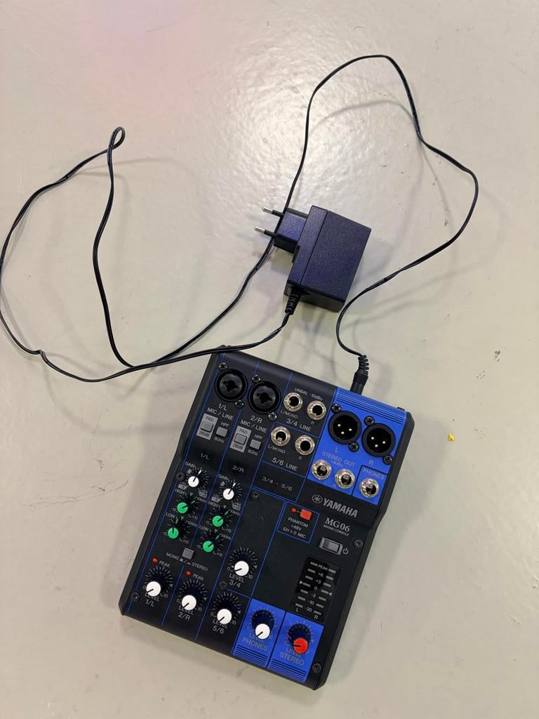 Yamaha MG06 Mengpaneel - Zo goed als nieuw, geen ruis, Ophalen of Verzenden, Zo goed als nieuw, Minder dan 5 kanalen, Microfooningang