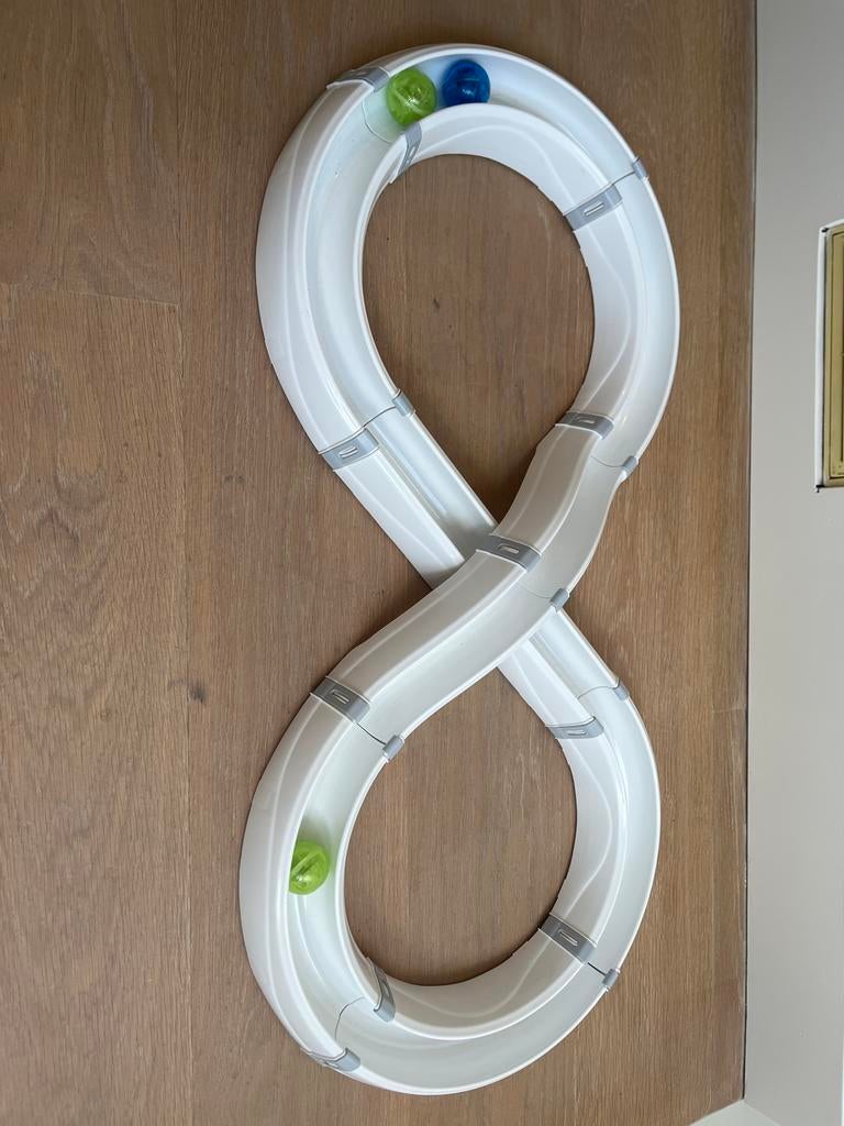 Kattenspeeltje met ballen, Dieren en Toebehoren, Kattenspeelgoed, Ophalen, Zo goed als nieuw, Speeltunnel